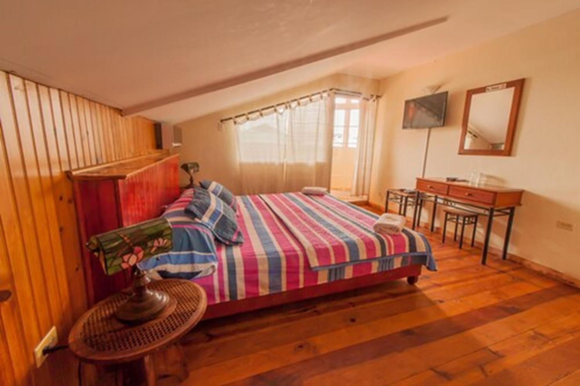 Hotel Posada Los Delfines Bocas del Toro Eksteriør billede