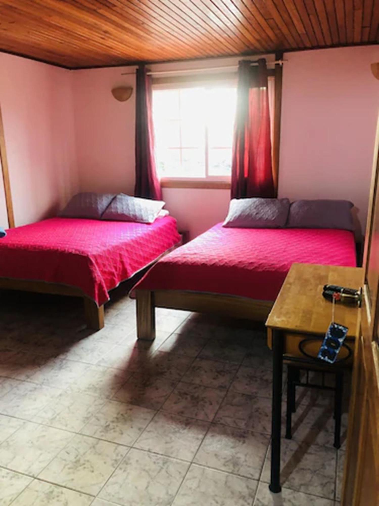 Hotel Posada Los Delfines Bocas del Toro Eksteriør billede